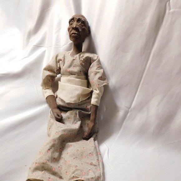 VINTAGE DADDY LONG LEGS OMA GREEN ETHNIC DOLL - Picture 1 of 6